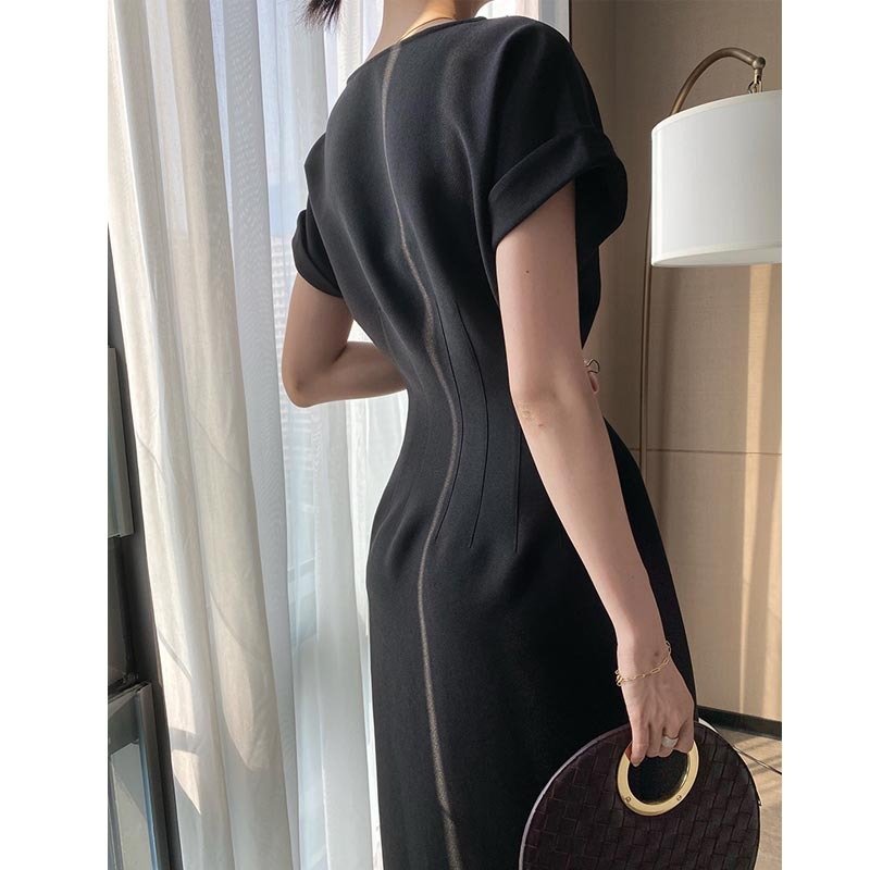 Women's dresses - Image 4